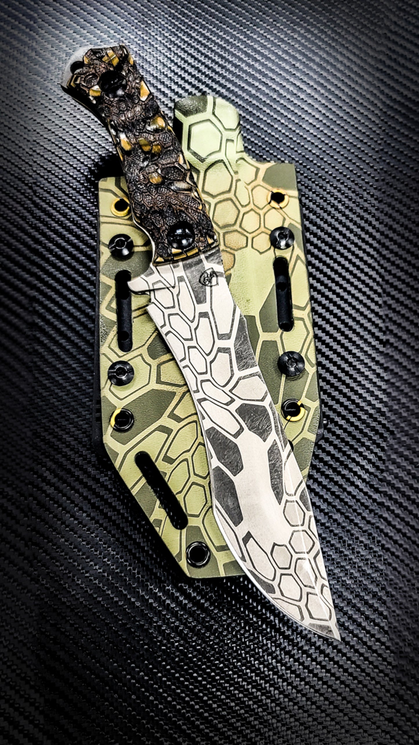 FLASH SALE! KILLER BEE FIELD KNIFE