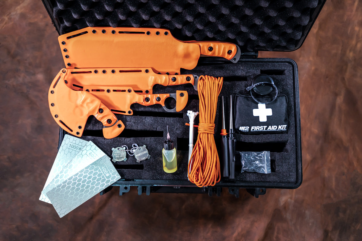 OUTFITTERS BASE CAMP BOX SET