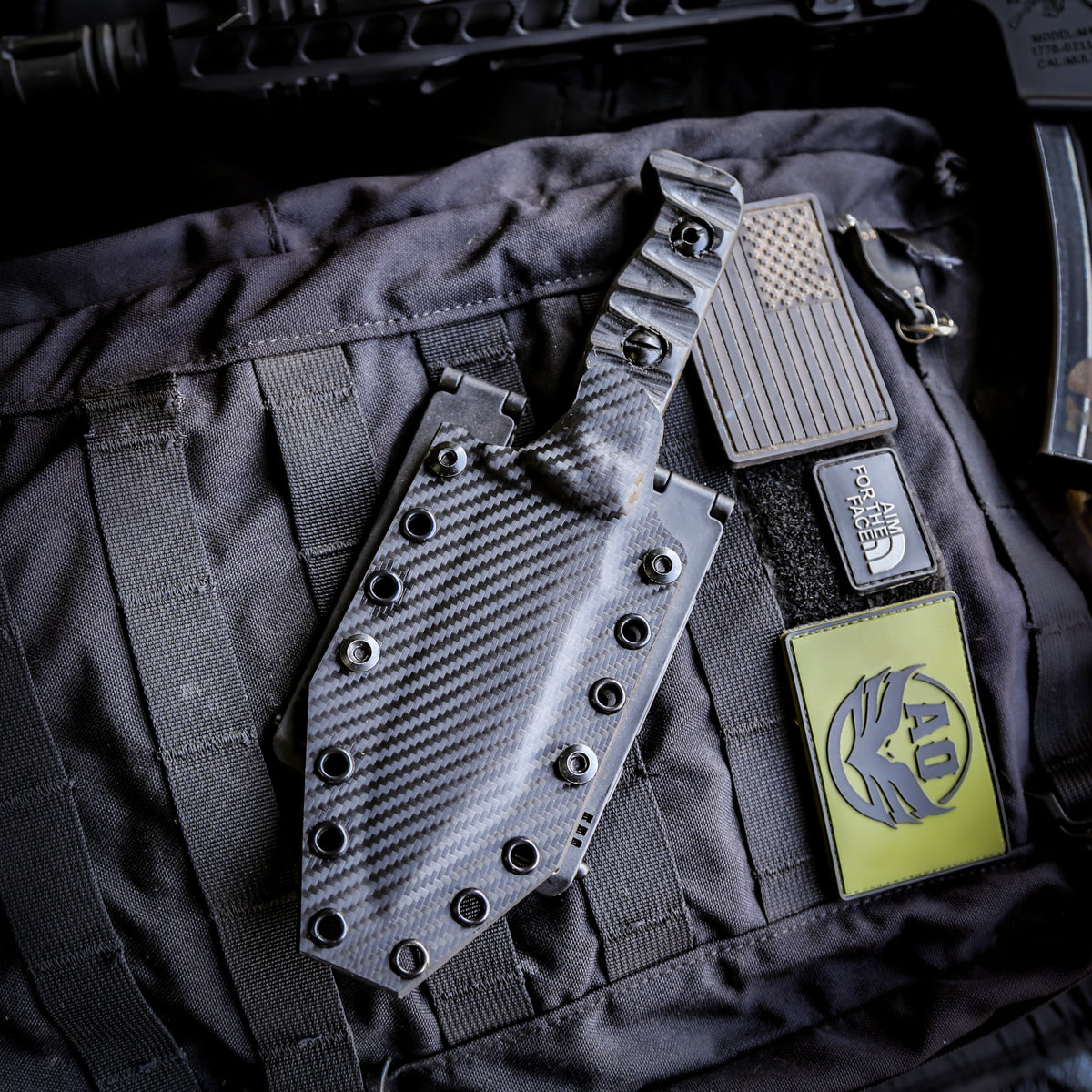 TACTICAL KNIFE