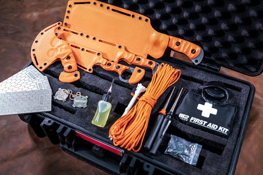 OUTFITTERS BASE CAMP BOX SET